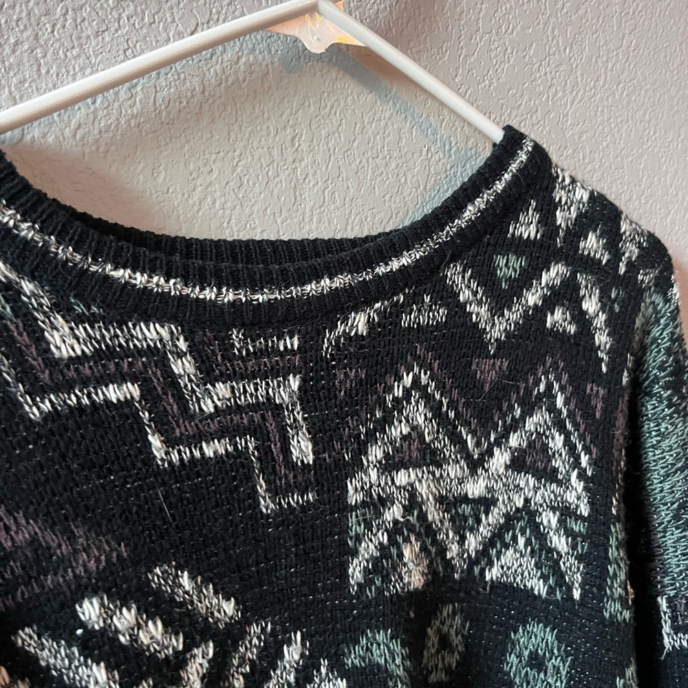 Vintage Patterned Black and Gray Sweater